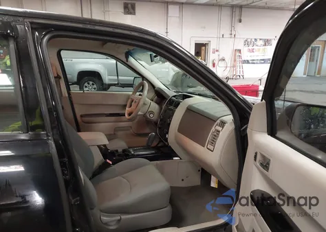 2008 Mazda Tribute I Sport from USA, damaged, VIN 4F2CZ92Z18KM20692